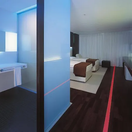 Nirvana Cosmopolitan Hotel 5*